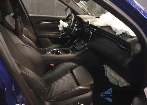 2023 Maserati Grecale Modena z USA, uszkodzony, nr VIN ZN682AVM0P7413082